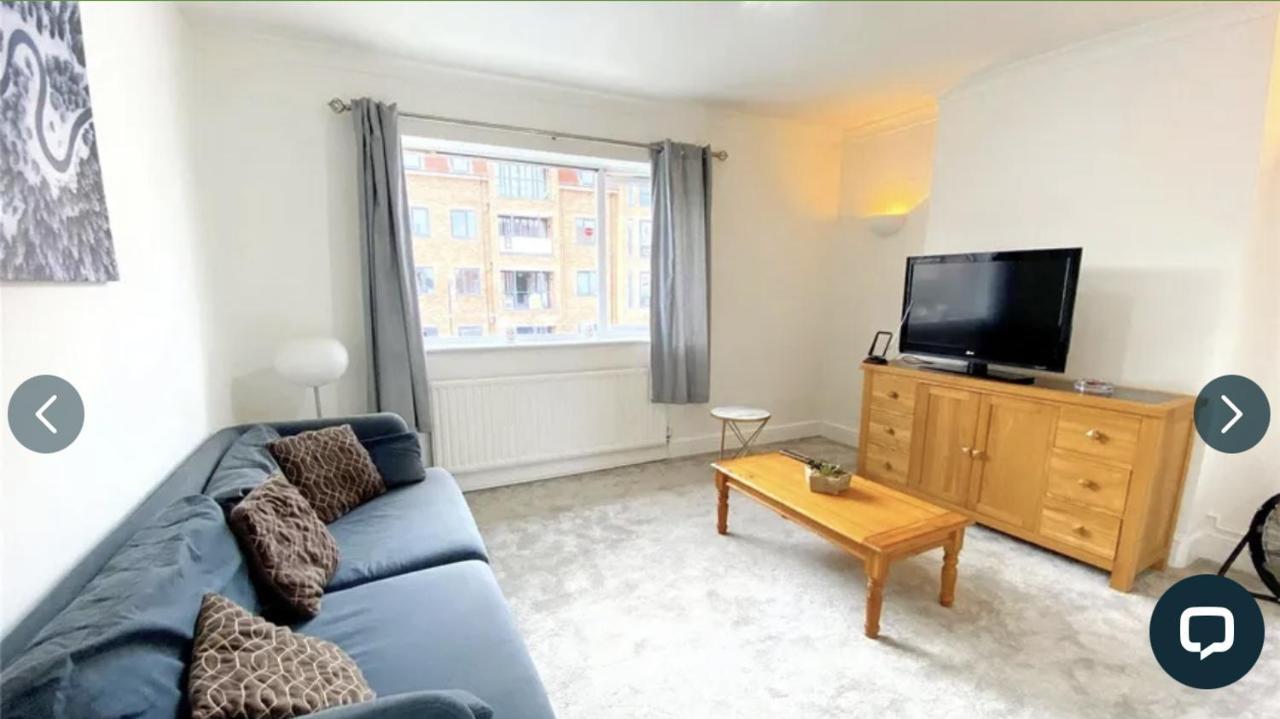 4 Bedroom Property Which Sleeps 8 Very Close To The Harry Potter Studio And Watford Junction Exterior photo